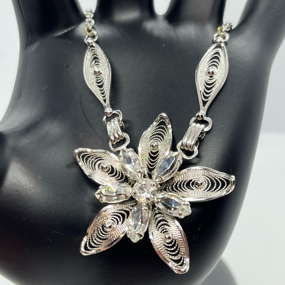 Am Lee sterling silver filigree rhinestone flower adjustable necklace rope chain - Picture 3 of 13